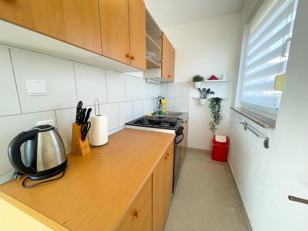 Apartment Nika 1 Dramalj Bagian luar foto