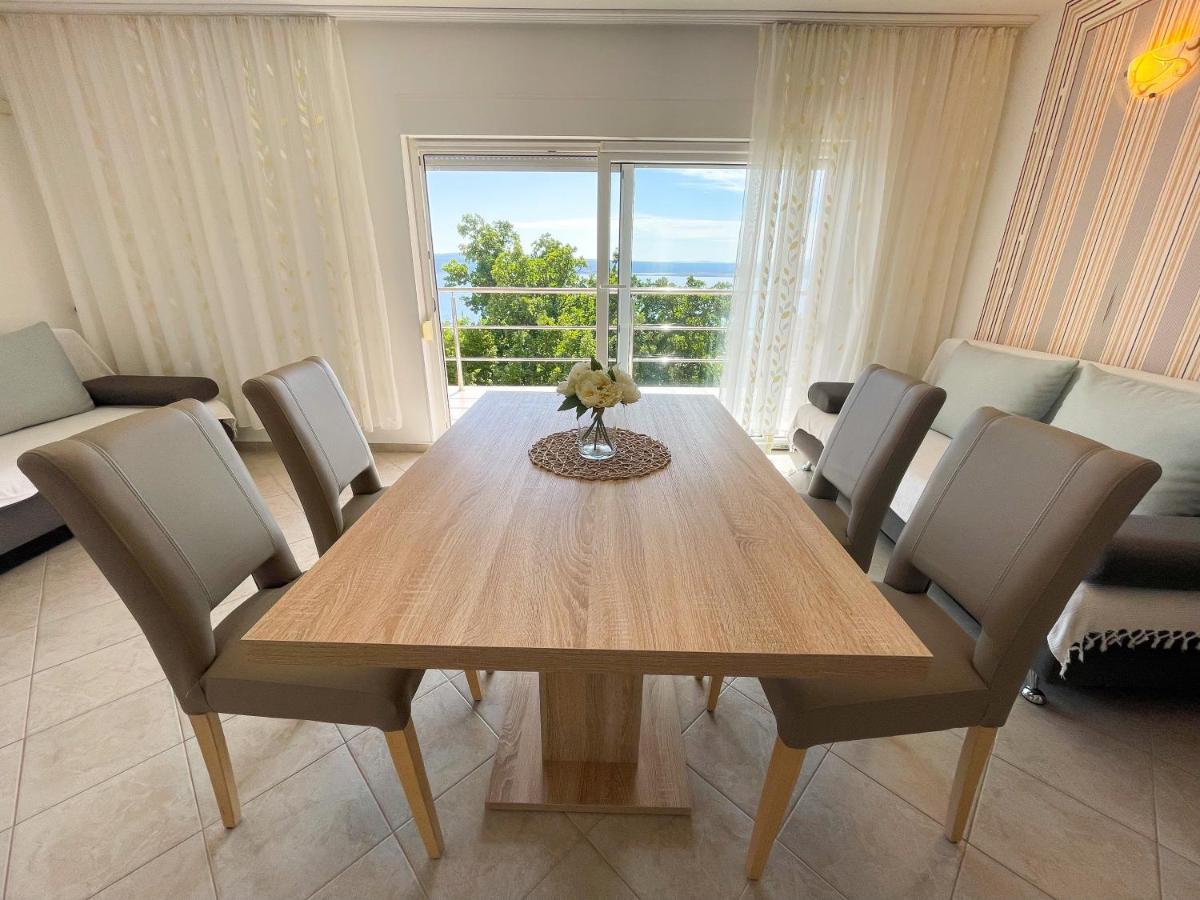 Apartment Nika 1 Dramalj Bagian luar foto