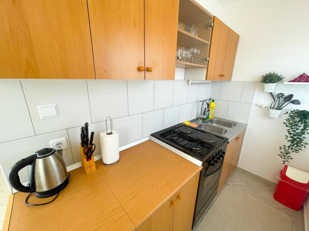 Apartment Nika 1 Dramalj Bagian luar foto